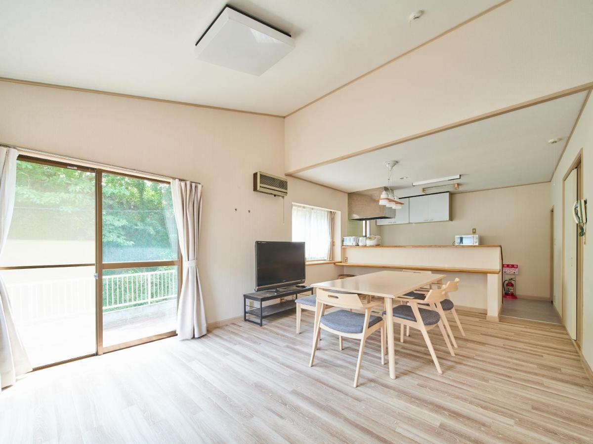 Villa Miura Beach -ヴィラ三浦海岸- Екстер'єр фото